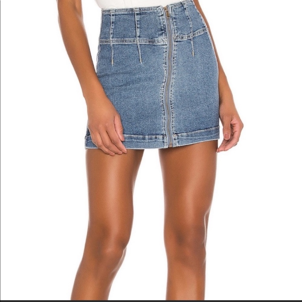 NEW Free People Virgo Mini Denim Zip Skirt Size 29